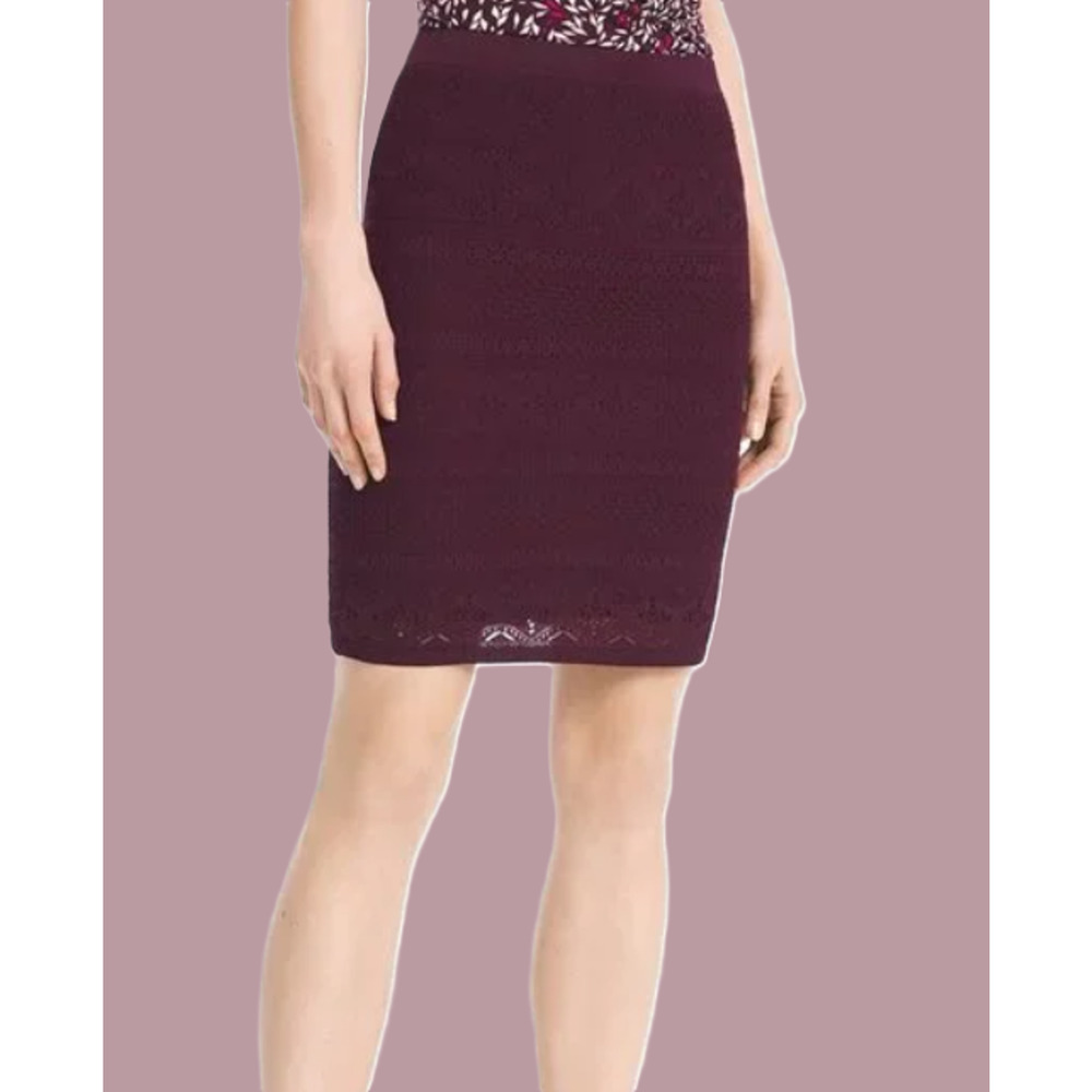 WHBM Sz L Pull-On Pencil Skirt 21.5"L Sleek Stretch Lace Lined Cabernet Career